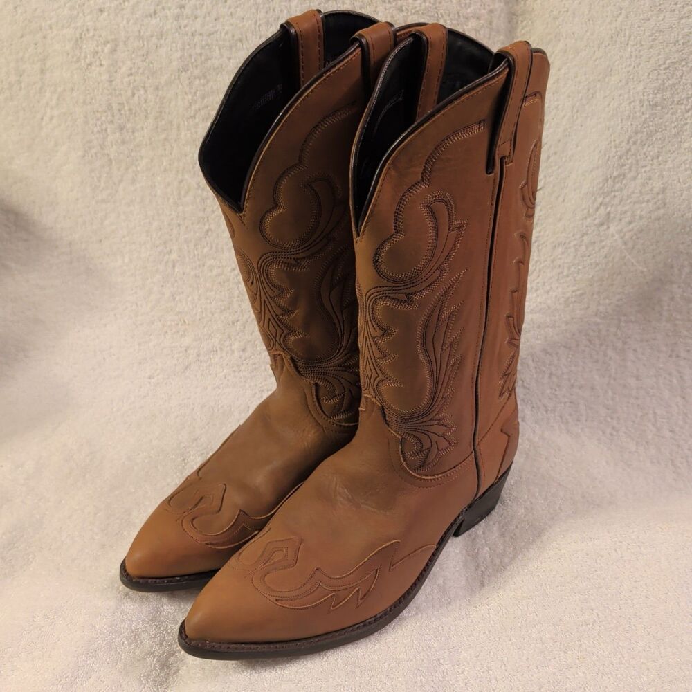 Men's Laredo 5494 Boots Size 10.5 Wide  BROWN